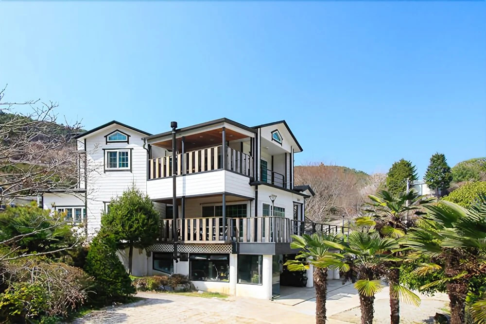 Tongyeong The House's Story Pension