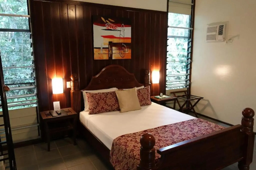 Heritage Lodge - in the Daintree