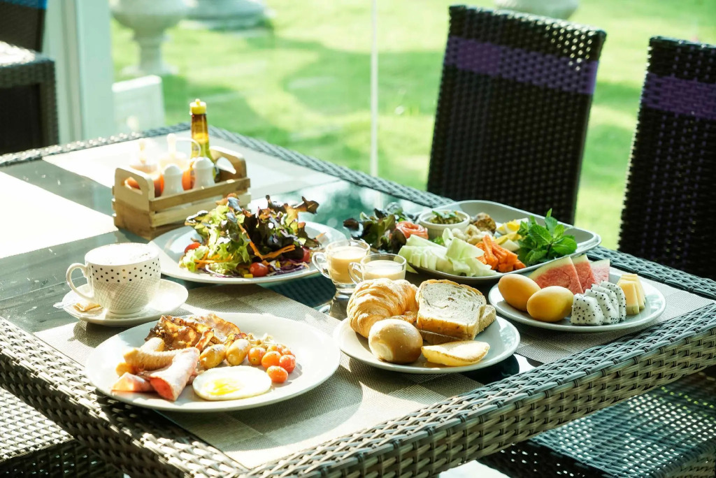 Nantra Chiangmai Riverfront Hotel