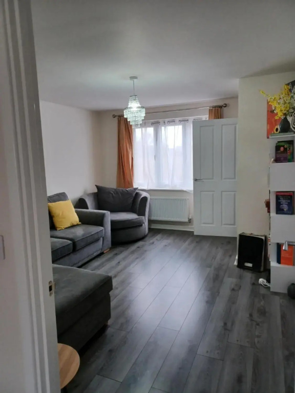 Spacious Ensuite King Room Private Neighbourhood Free Parking Space