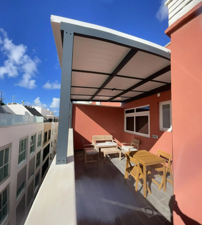 Las Canteras Ático con terraza de 16m2 Rosamar
