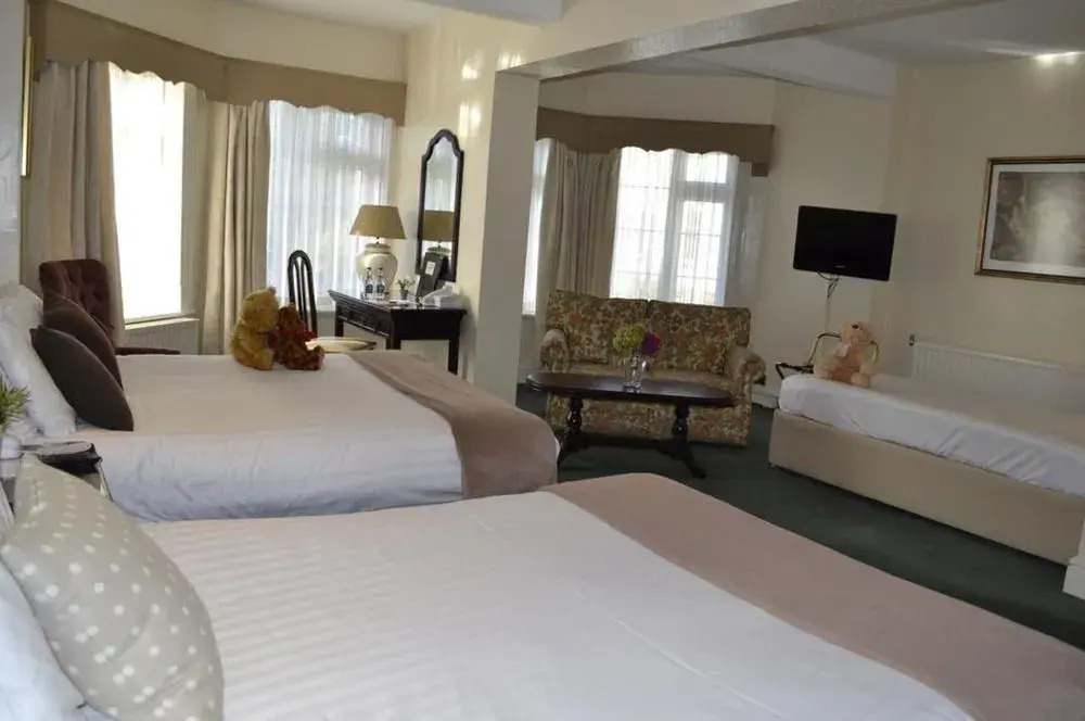 Twin Trees Hotel & Leisure Club