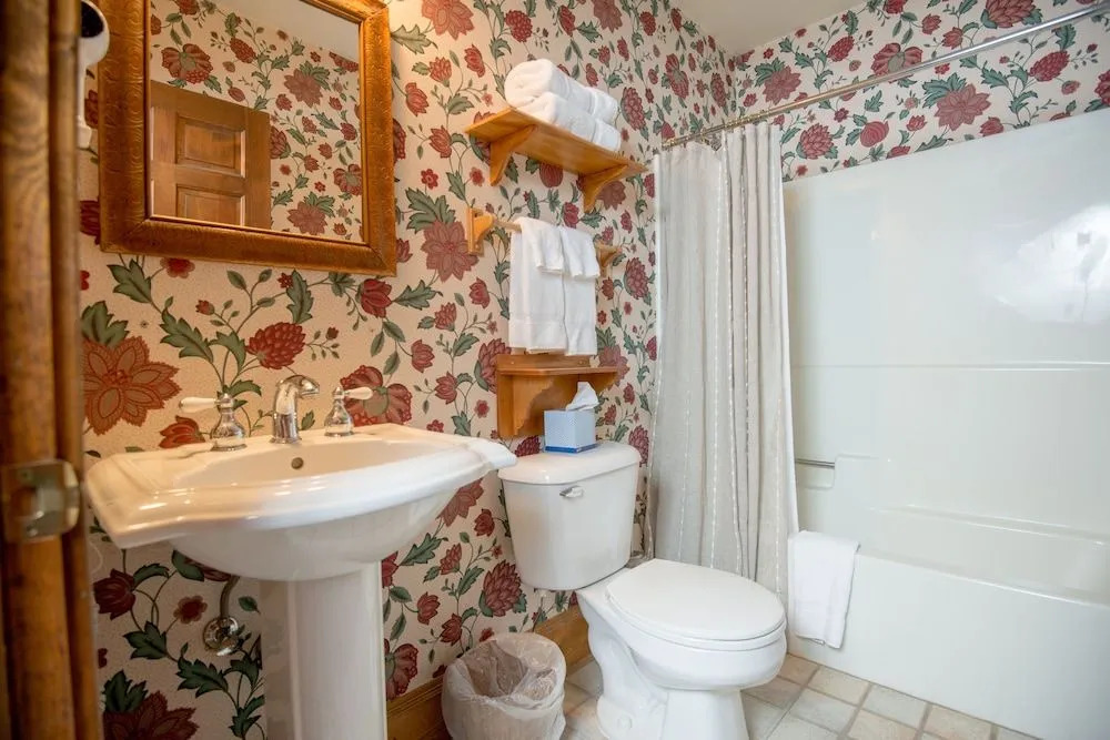 Inn at Cedar Crossing