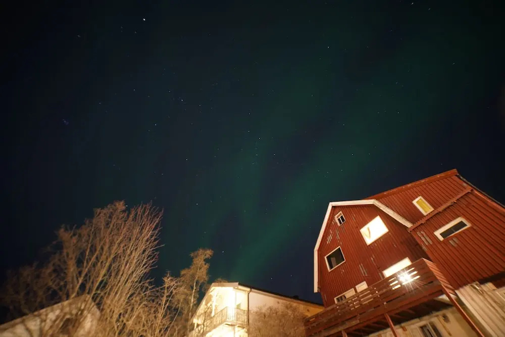 Arctic Rooms REKTOR
