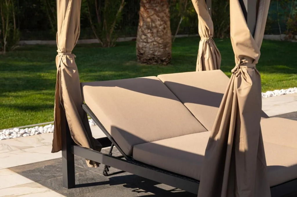 Pietra Bianca Hotel