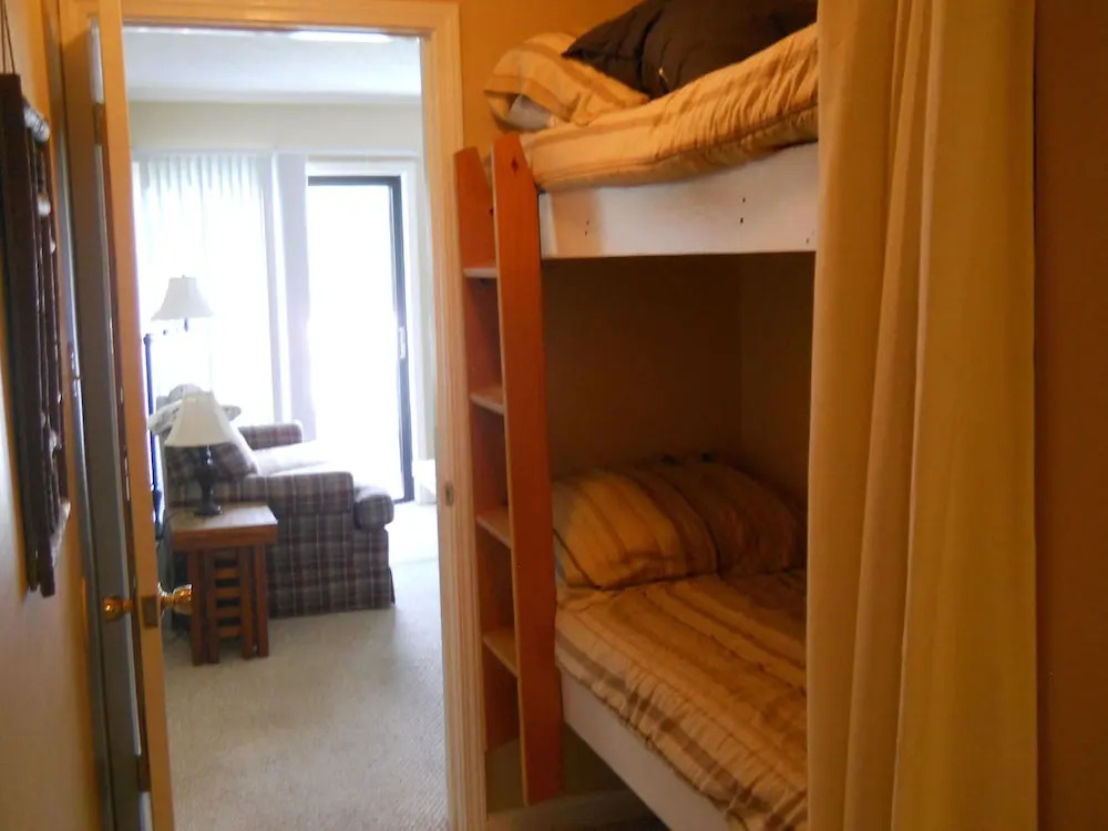 Sugar Ski & Country Club Unit 114 Silver