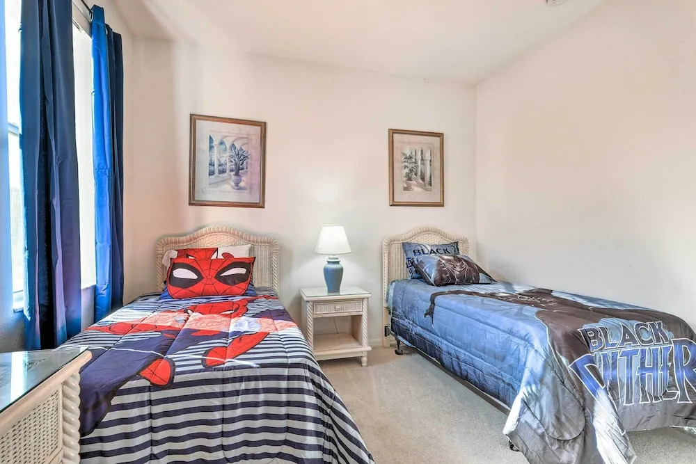 Family-friendly Escape w/ Smart TVs & Themed Rooms