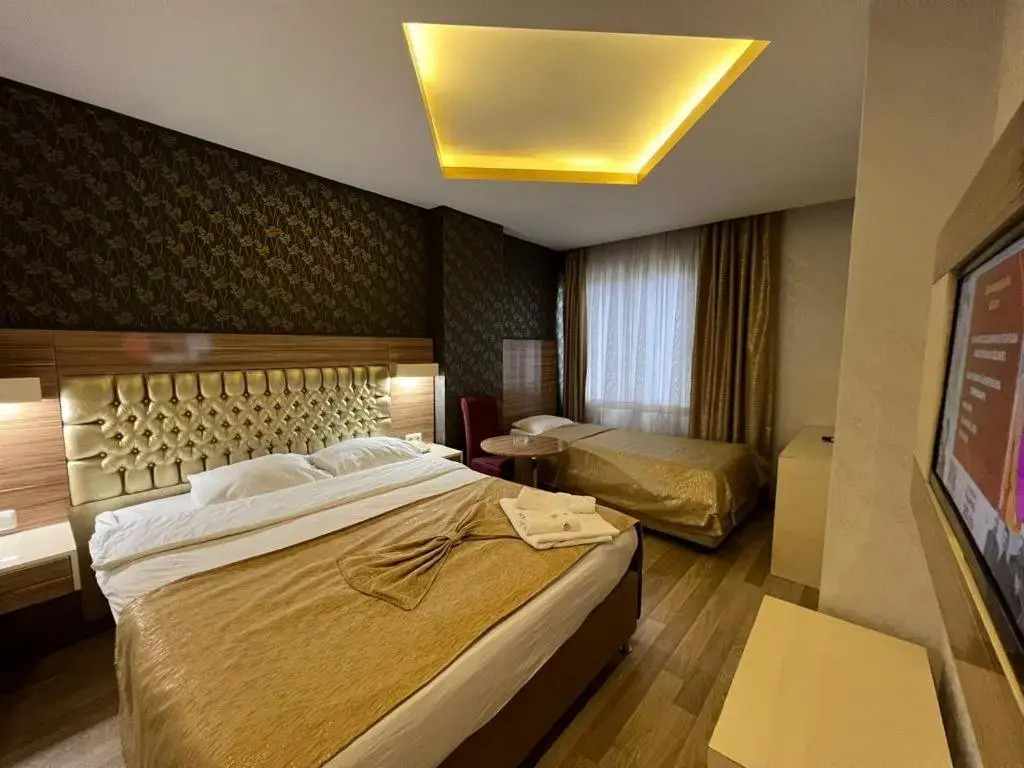Grand Ezel Hotel