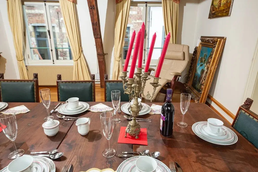 HOFMARKGRAAF - Unique apartment in historic Antwerp mansion