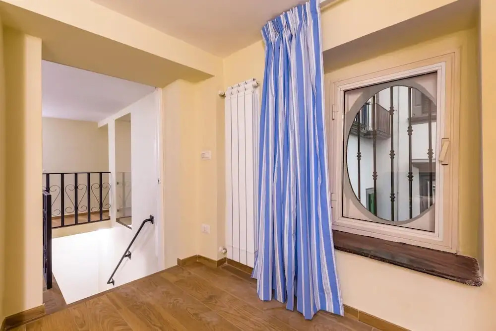 Apartment in the Heart of Nightlife by Wonderful Italy