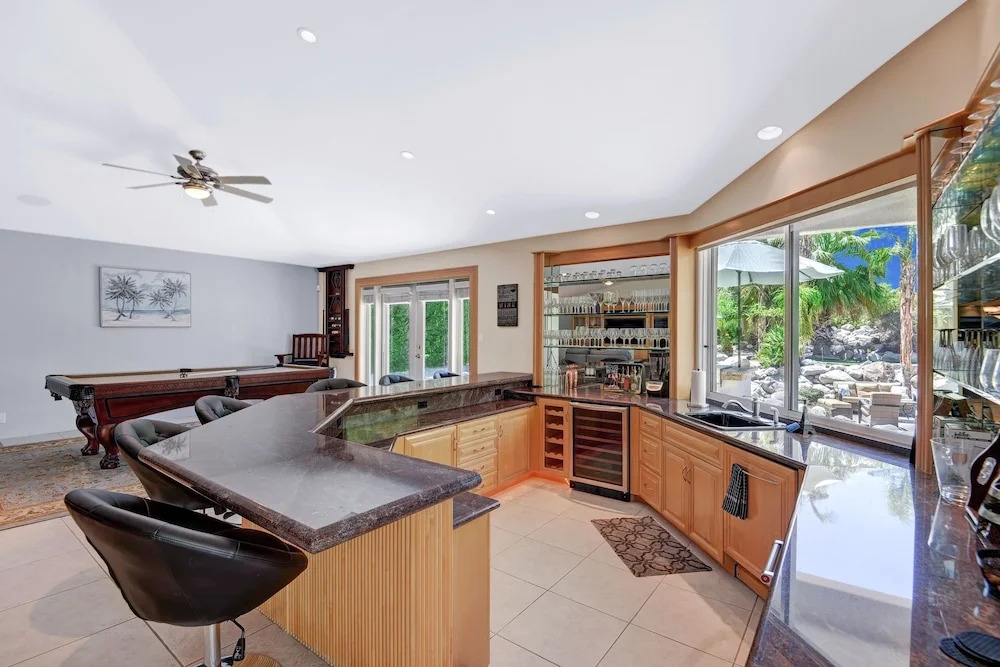 77545 Robin Road House 5 Bedrooms 5.5 Bathrooms Home