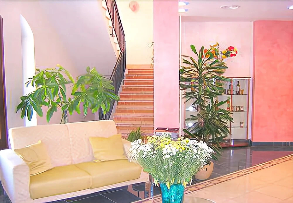 Helios Hotel