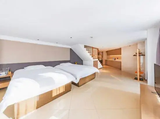 YUN MAN Suites Hotel