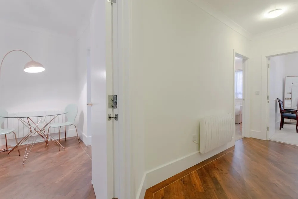 Refurbished 2 Bedroom Flat in Haggerston