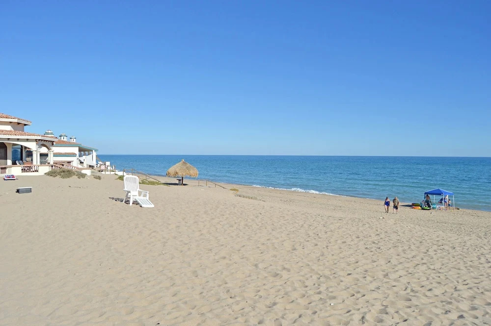 Playa Romantica by RedAwning