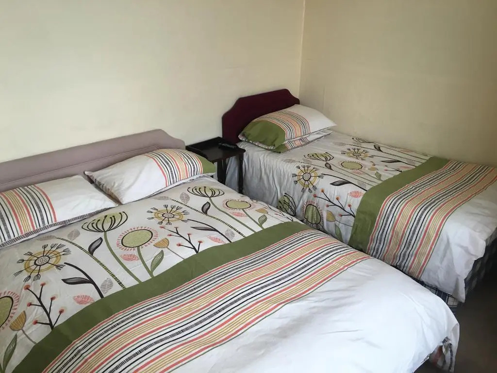 Crossways Hotel