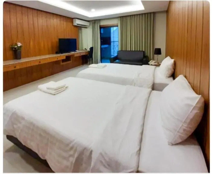 Private wooden style studio room in city area