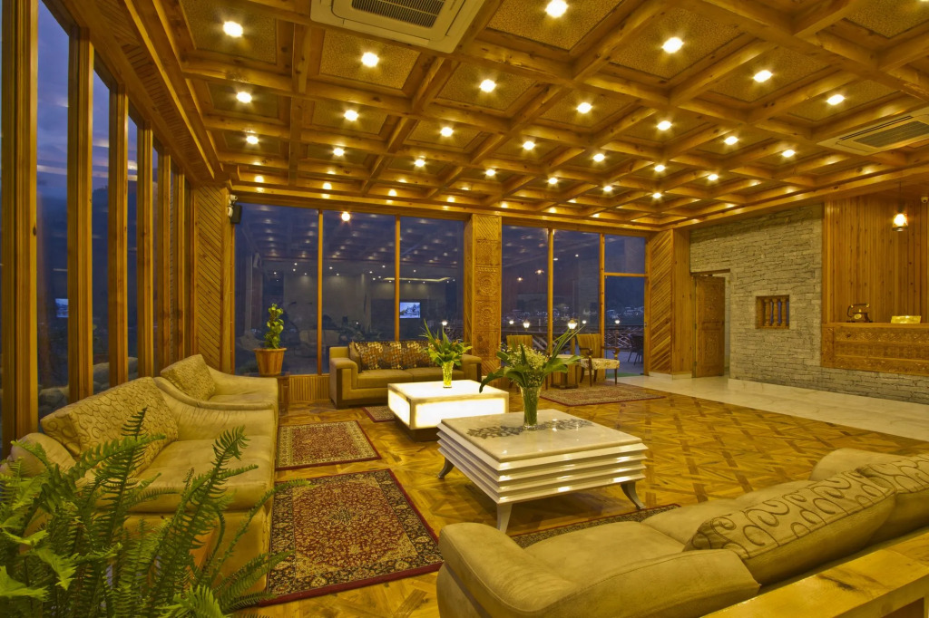 Snow Flakes Resort And Spa Centrally Heated Luxury Resort