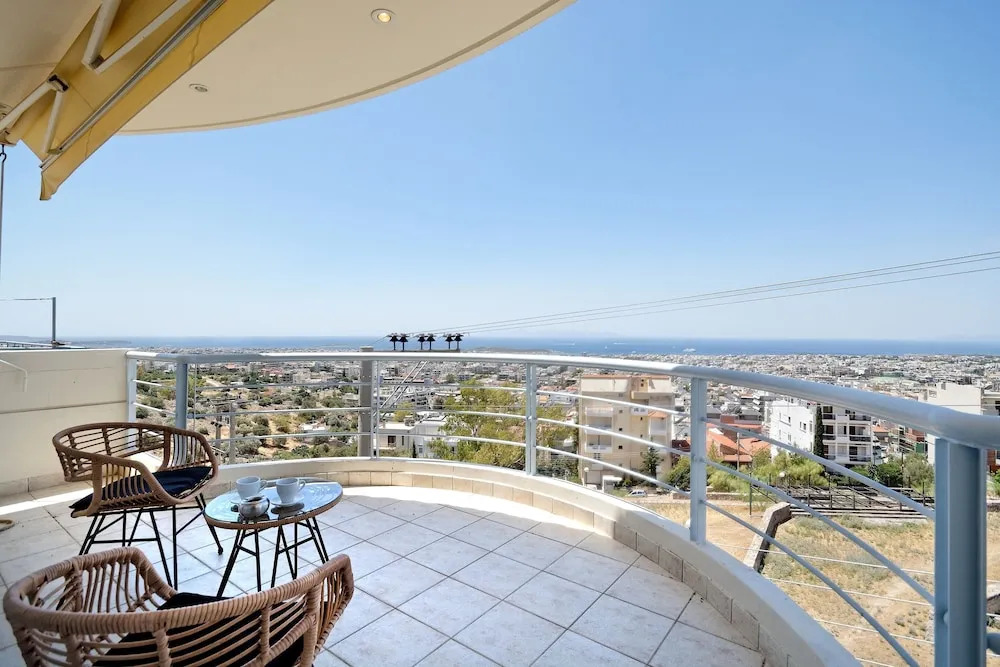 Triplex Villa Gardenia Glyfada sea view