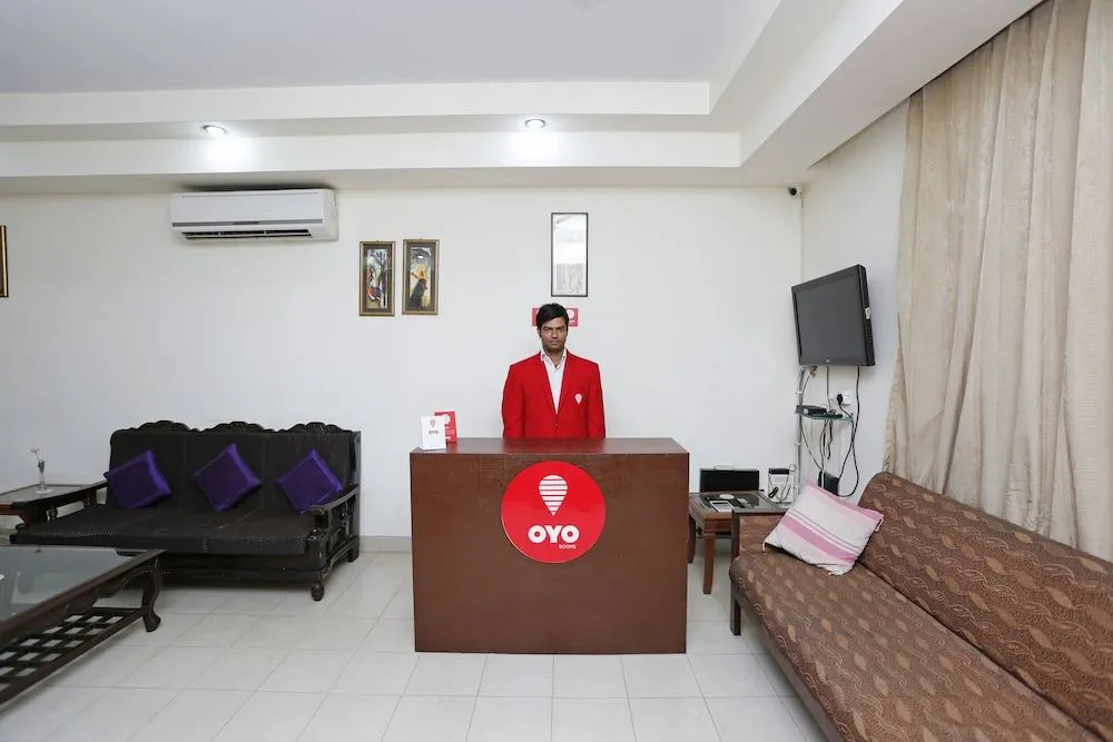 OYO 9071 Comfort Zone Guest House