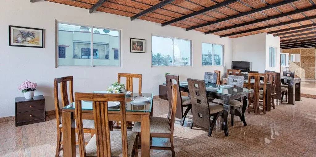 Dwaraka Suites