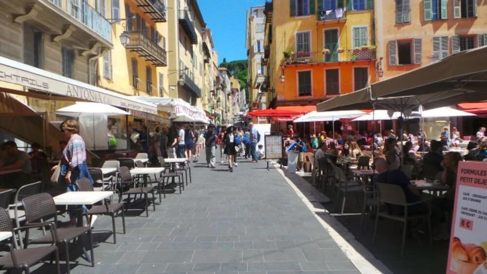 Vieux Nice 5 min plage 10 voyageurs