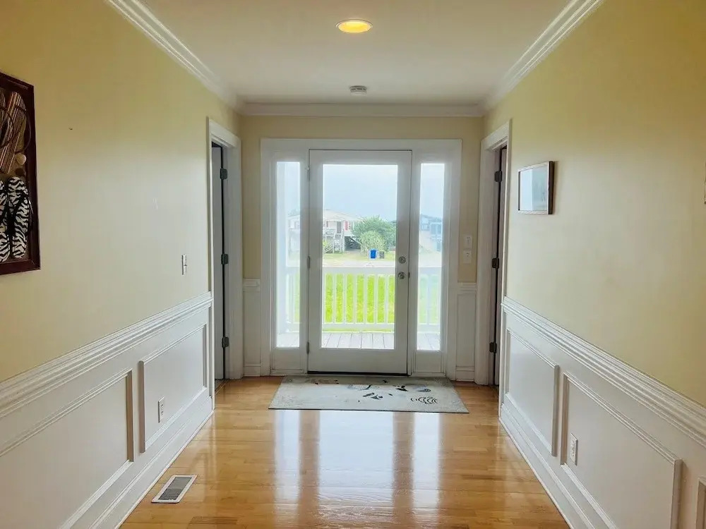 Salt, Sand And Sudds 5 Bedroom Home by RedAwning