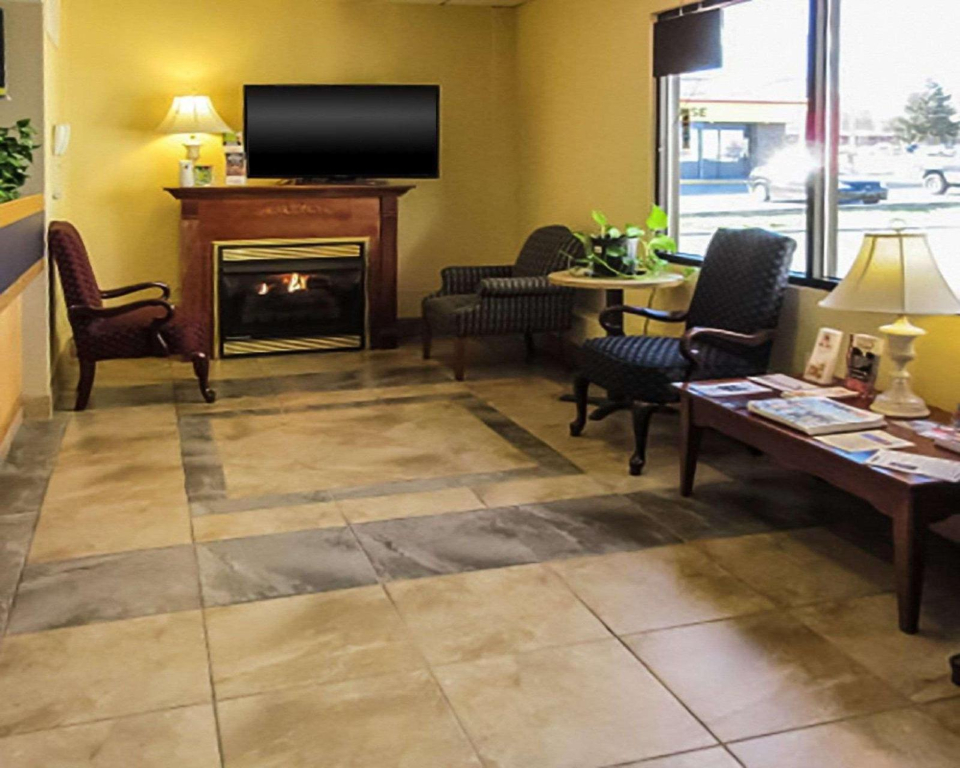 Holiday Inn Newport-I-40 Exit 435