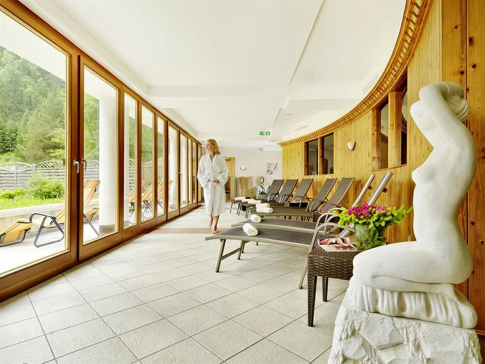 Hotel Weisseespitze
