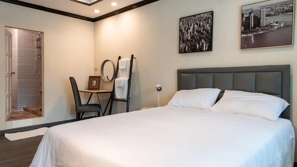 3 Br/ 300 Sqm/siam&platinum /wifi/hbo Go/ Netflix