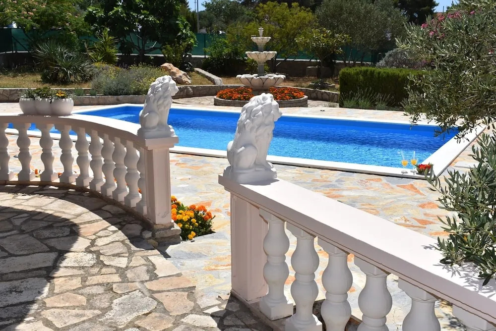 Villa Adria