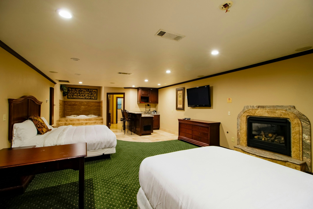 OYO Pinewood Inn & Suites Silsbee