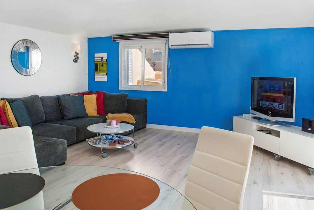 Apartment - 2 Bedrooms with Pool and WiFi - 107295