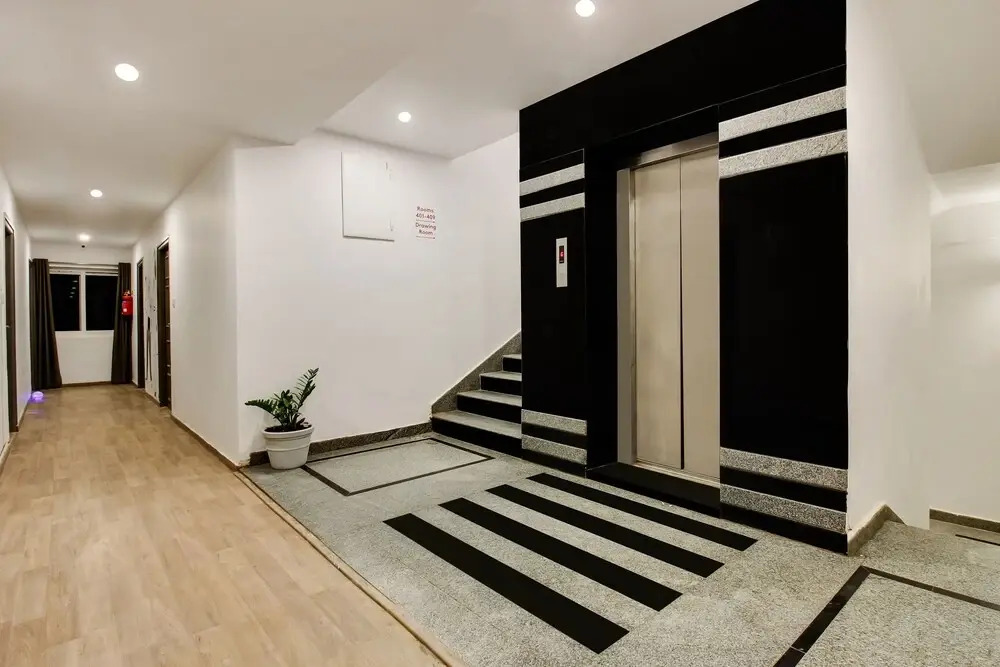OYO Townhouse 232 RP Road