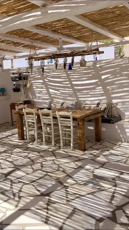 3 bedrooms villa with sea view enclosed garden and wifi at Ios