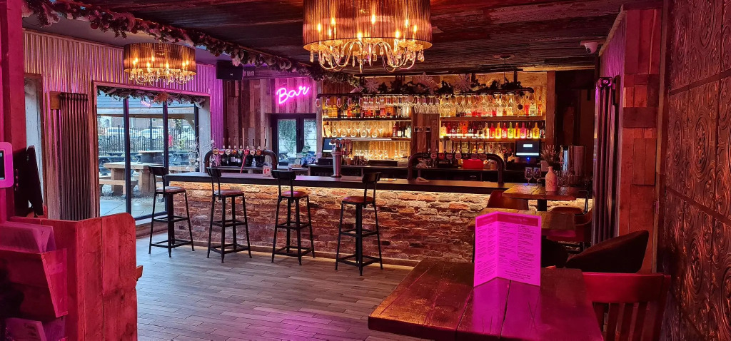 The Waterside Bar Rooms & Restaurant