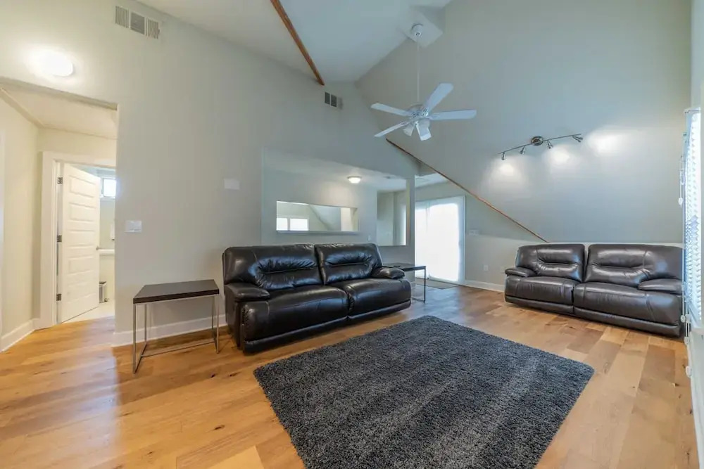 1890 s Modern Victorian in the Heart of Sacramento
