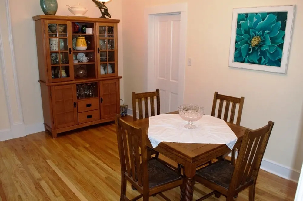 Dolan House B&B
