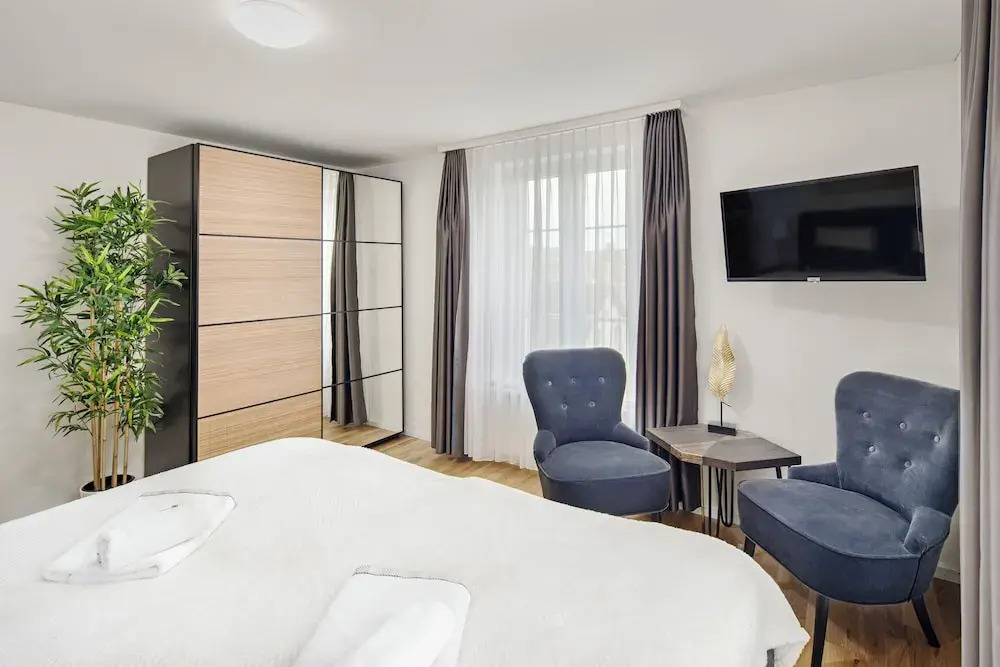 VISIMO Apartments Felsenstrasse St Gallen - Elegant heritage building in a quiet neighbourhood