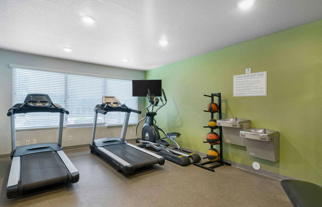 Extended Stay America Select Suites - Tampa - Northeast