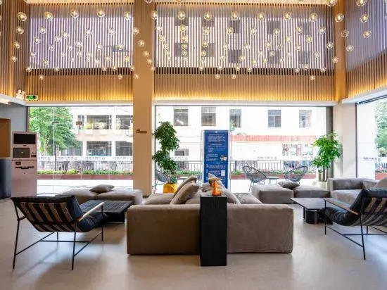 Huajin Hotel (Huaiji High-speed Railway Station Yueyun Bus Station)