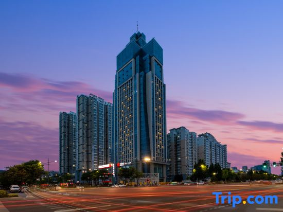 Ai Esports Hotel (Zhengzhou HangHai Road Dihu Department Store Plaza Store)