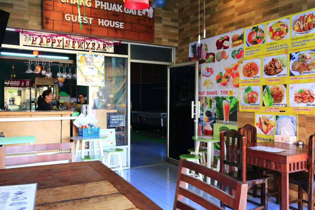 Changphuak Gate Guesthouse