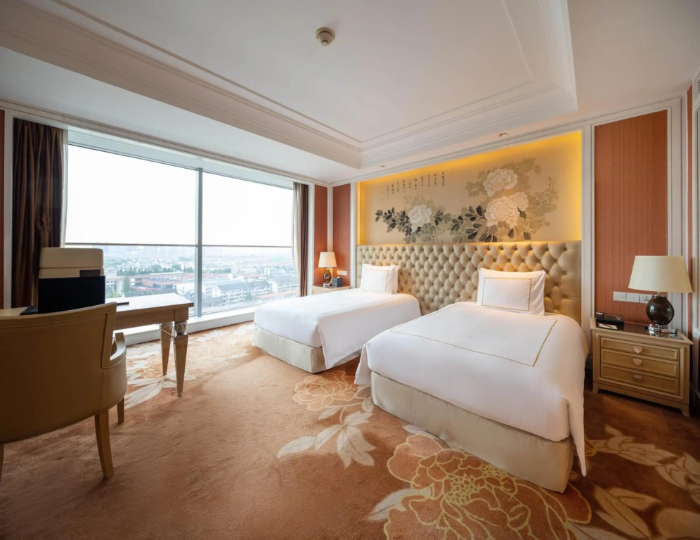 Tonino Lamborghini Hotel Kunshan City Center
