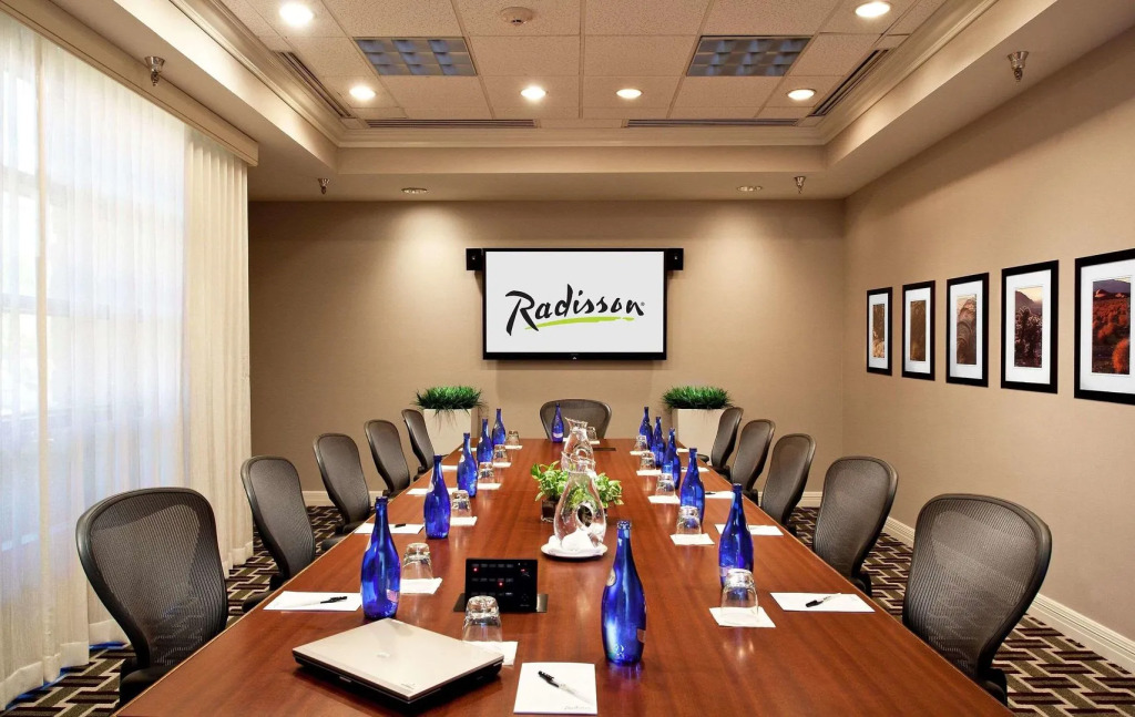 Radisson Hotel Phoenix Airport