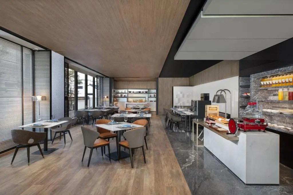 AC Hotel by Marriott Suzhou, Guan Qian