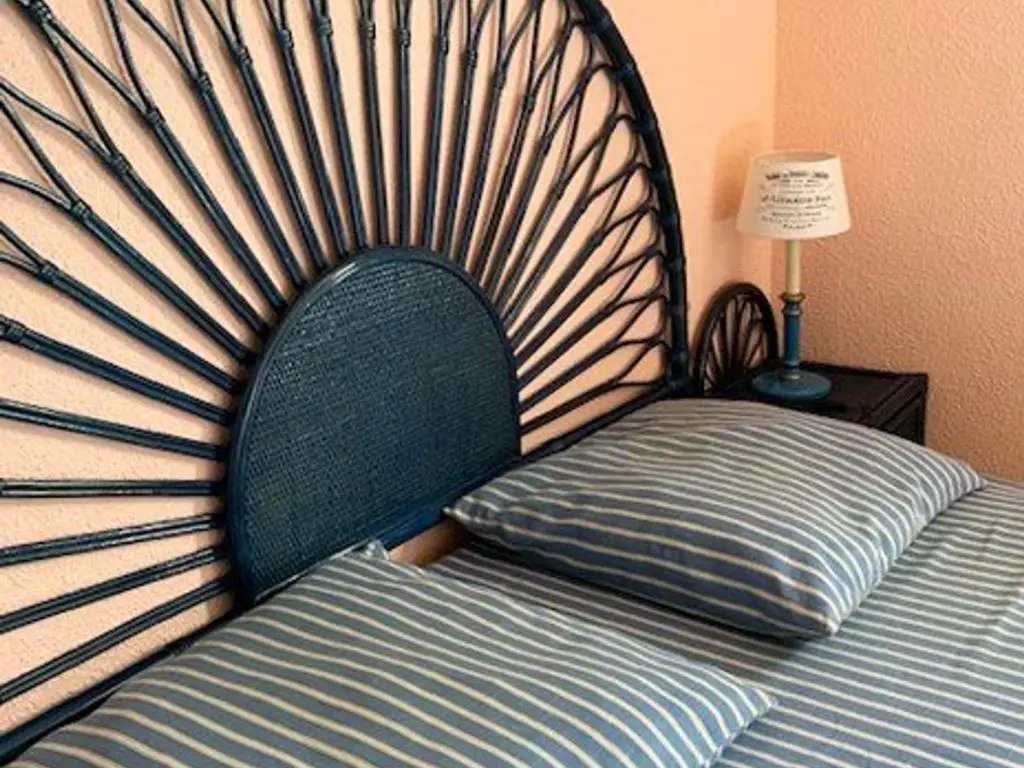 Villa climatisée pour 6 avec piscine et parking proche plage - FR-1-607-42
