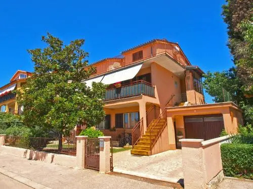 Apartment Andela 250