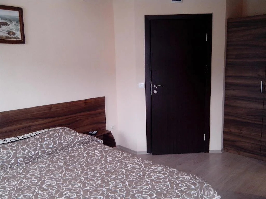 Advel Guest House