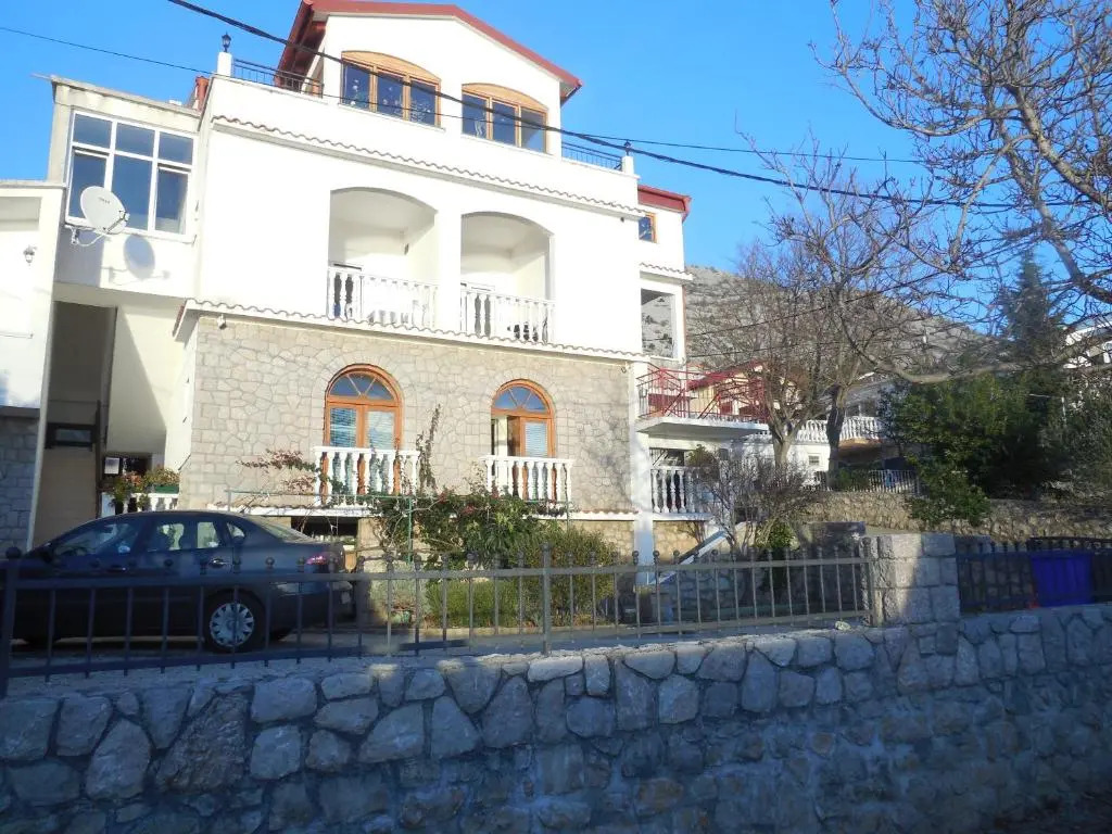 Apartments Ivan